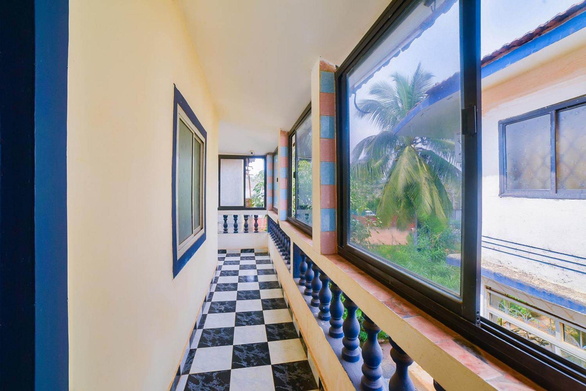 Oyo Royal Castle Near Baga Beach Exterior foto